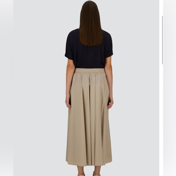 Herno Nylon Skirt - NWT! - Picture 4 of 5